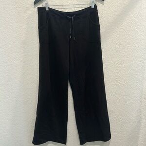 Lululemon flare jogger Size 6